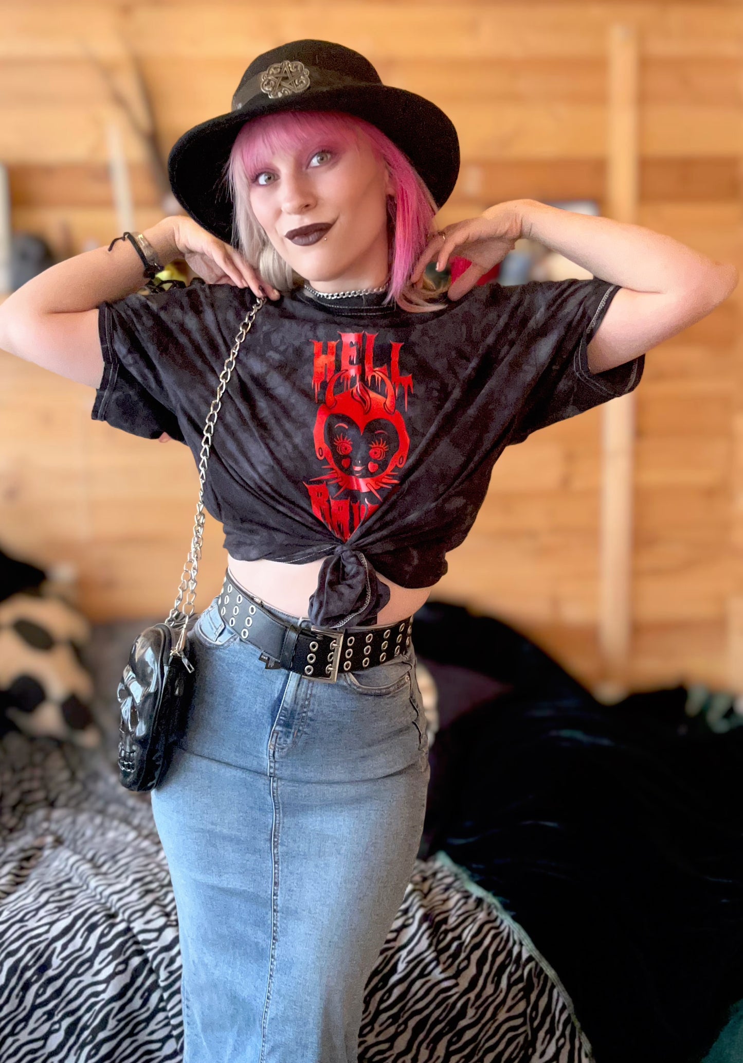 Hell raiser unisex T-shirt