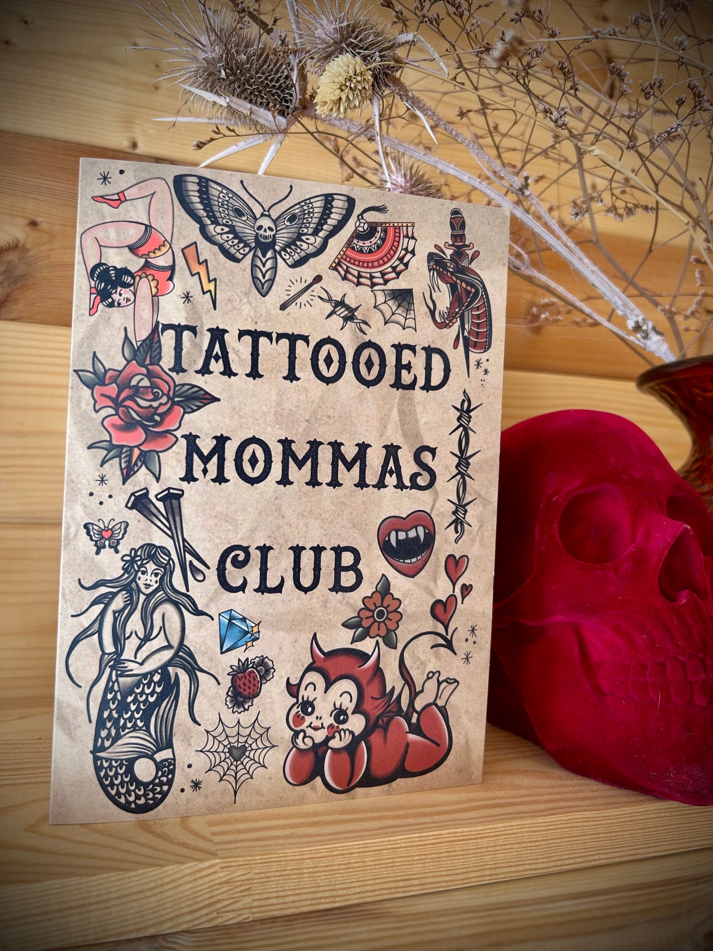 Tattooed Momma Greeting Card – Classic Tattoo-Inspired Design