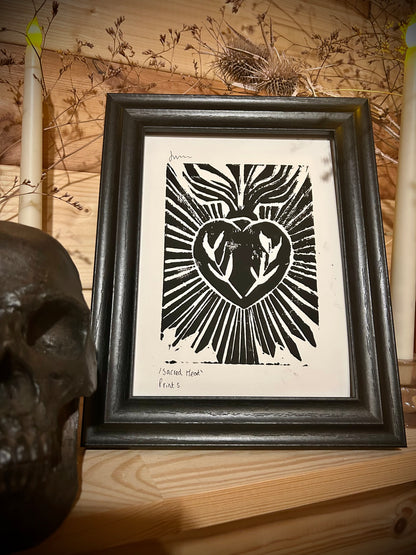 Original Gothic Sacred Heart |A5 Lino Print