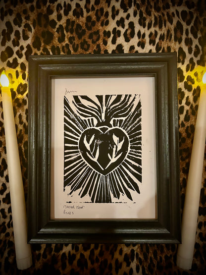 Original Gothic Sacred Heart |A5 Lino Print